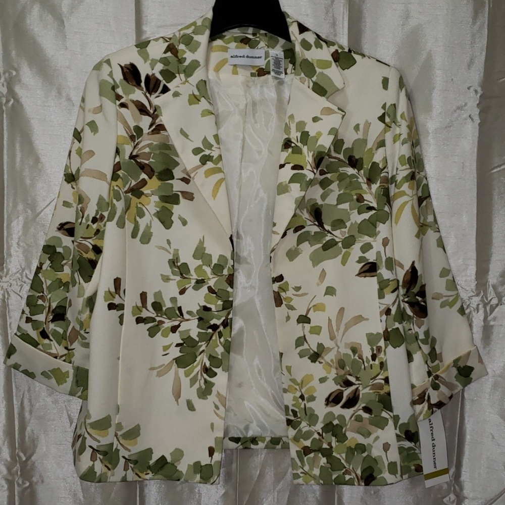 Brand new Alfred Dunner blazer!